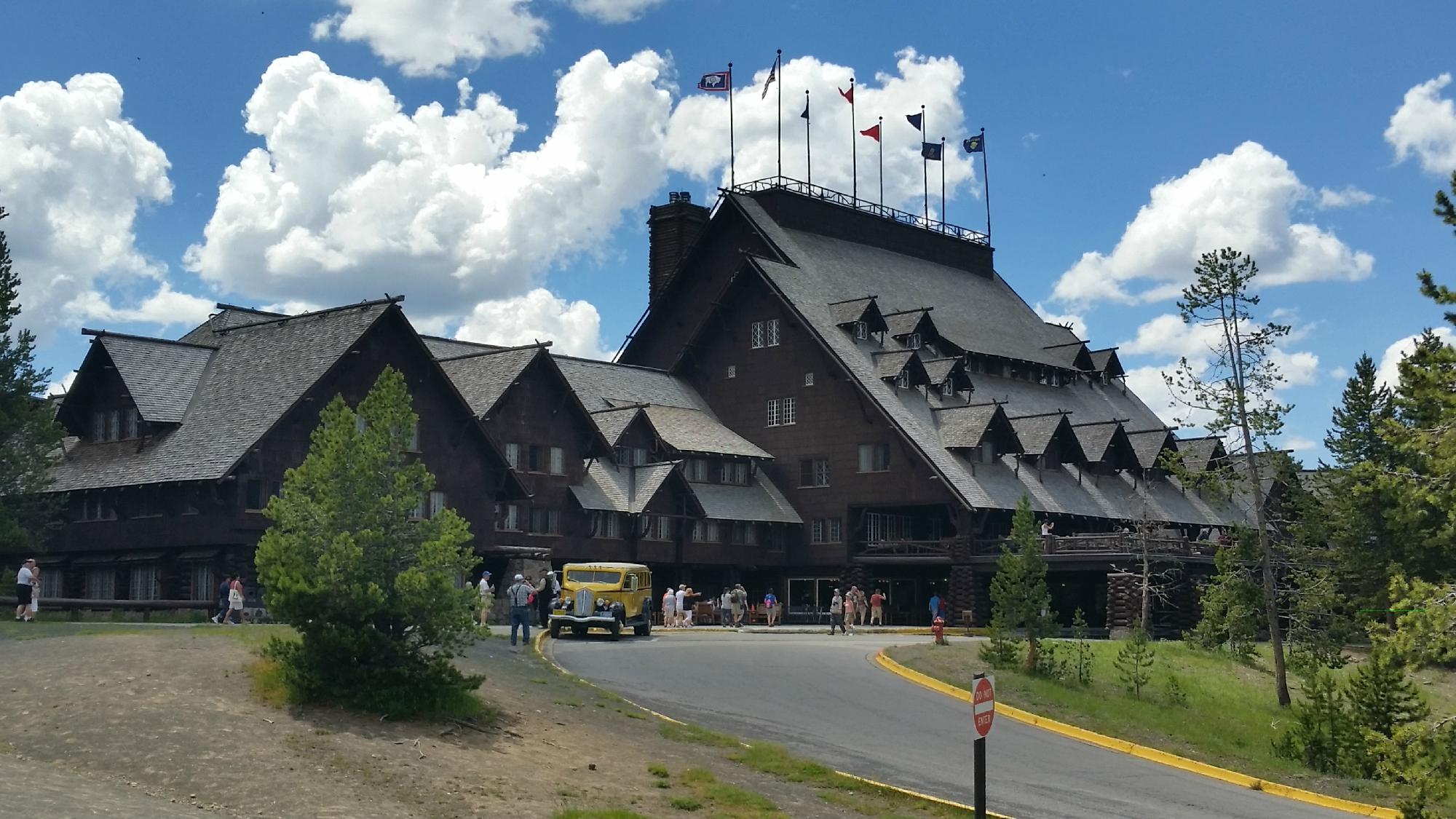 OLD FAITHFUL INN 2021 Prices Reviews Yellowstone National Park   Old Faithful Inn 