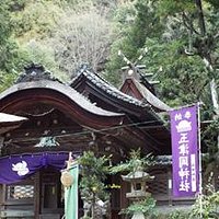御本殿1