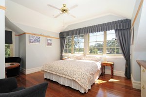 Room & Suite
