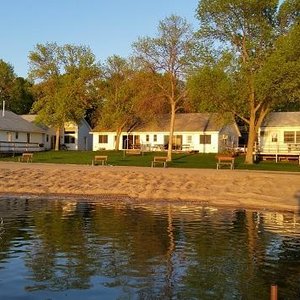 EDEN ACRES RESORT BEFORE MEMORIAL WEEKEND
