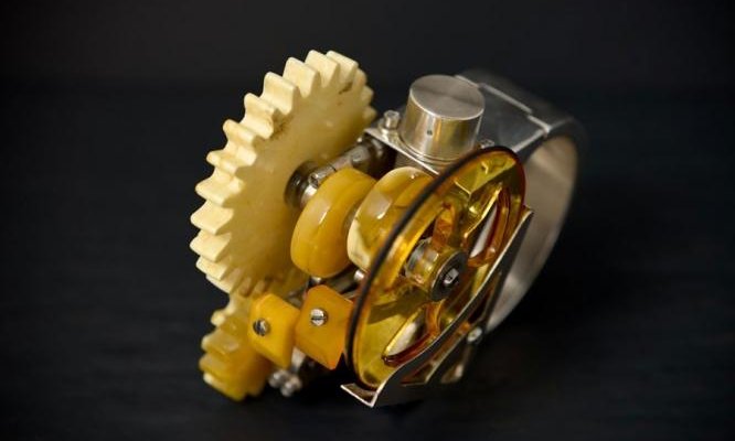 Bransoleta mechaniczna