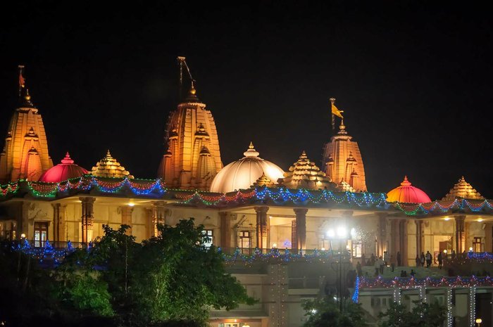 Night Side View of Adalaj Trimandir