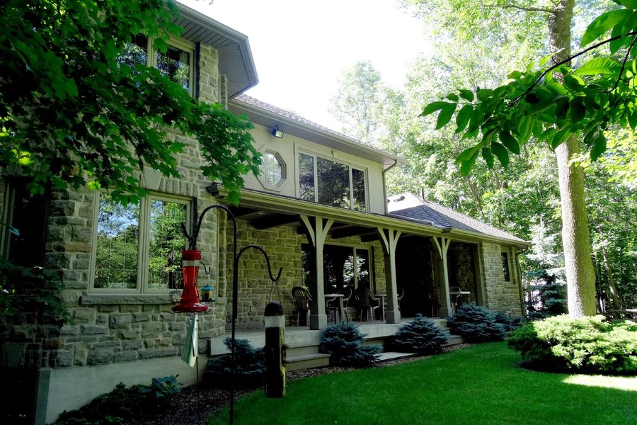 Leisure Estates Bed Breakfast Ontario Canada