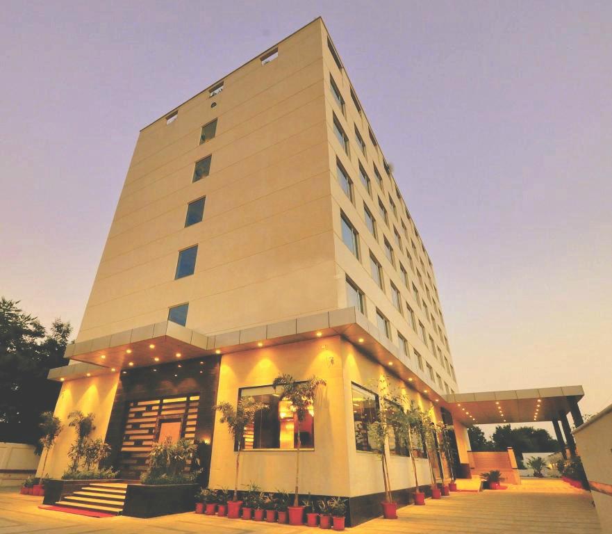 HOTEL MARIGOLD JAIPUR $43 ($̶4̶9̶) - Updated 2022 Prices & Reviews ...