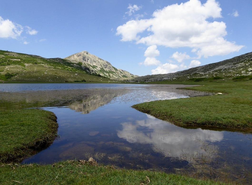 3 lac. Пруд Франция равнины. Lac.
