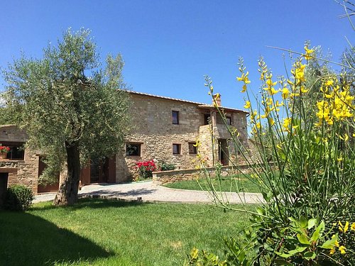 THE 5 BEST Things to Do in Castelnuovo dell'Abate for Couples (2023) THE 5 BEST Things to Do in Castelnuovo dell'Abate for Couples (2023)