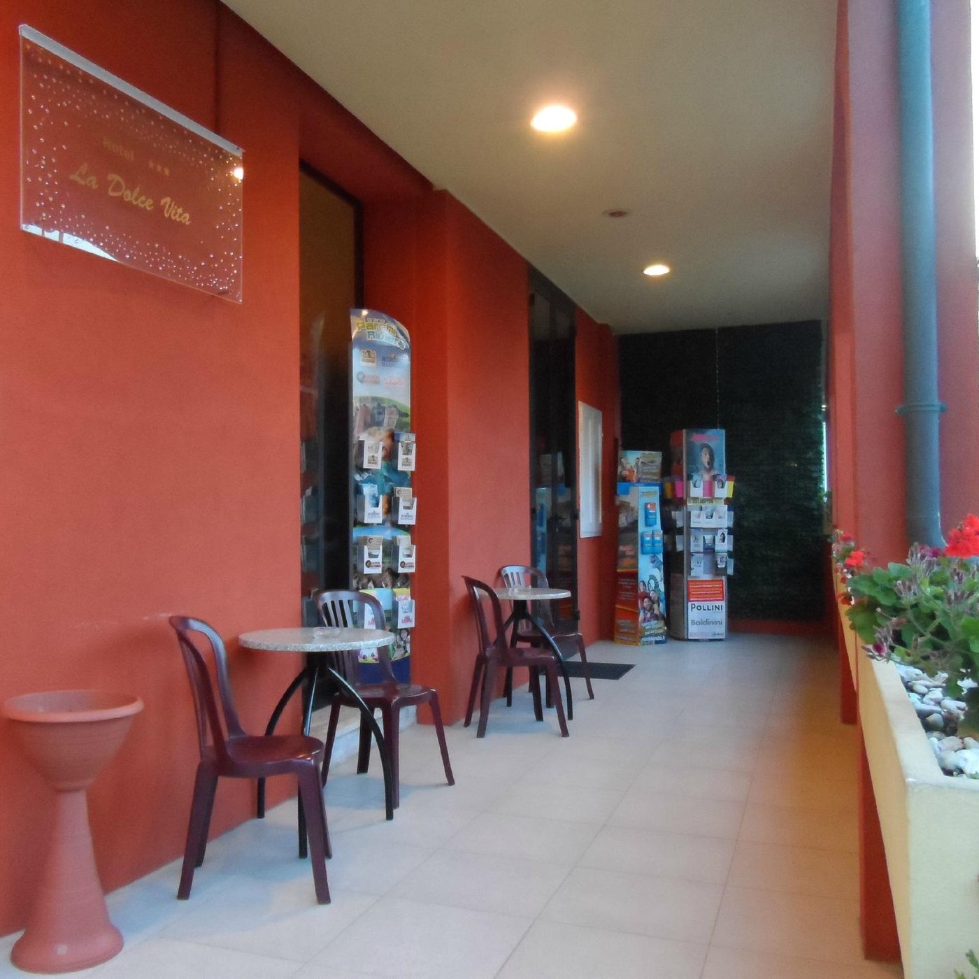 Hotel La Dolce Vita by null