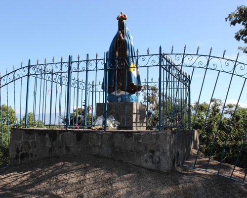 Belezas Rurais do Vale do Paraíba  Mirante da Pedra Branca em Caçapava, o  caminho não é dos melhores mas a vista compensa