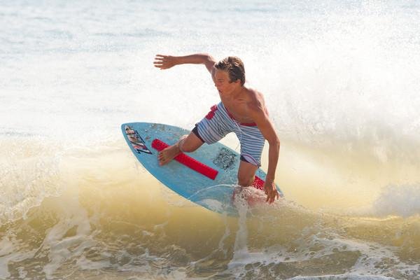 How to do an alley-oop in surfing