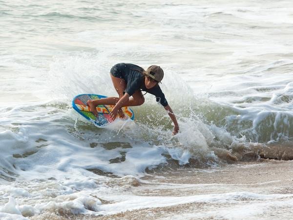 How to do an alley-oop in surfing