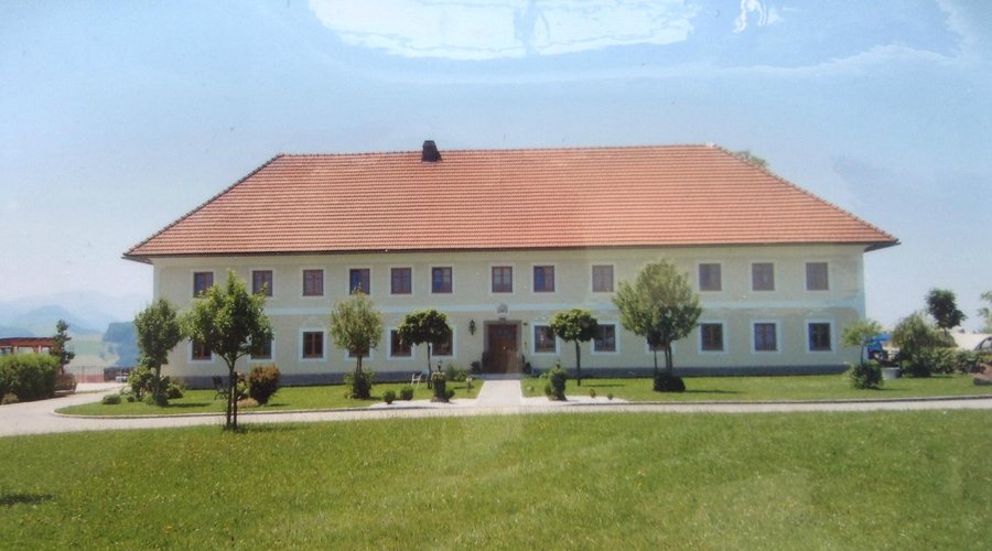 Guesthouse sideview