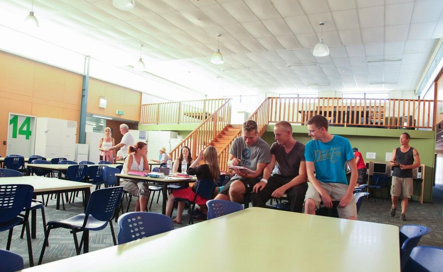 Kiwi Corral Country Backpackers Prices Hostel Reviews Te Puke New Zealand Tripadvisor