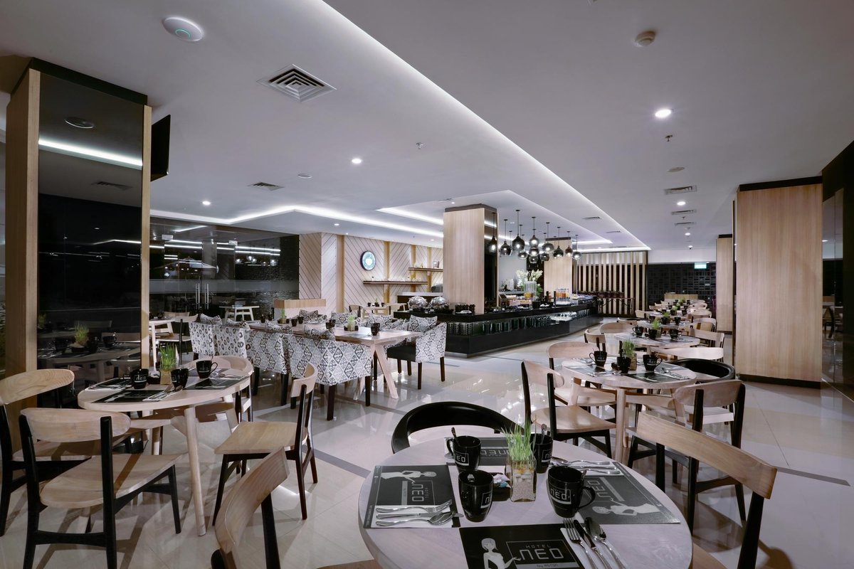 Hotel Neo Malioboro Parking: Pictures & Reviews - Tripadvisor