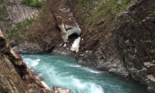 清津峡