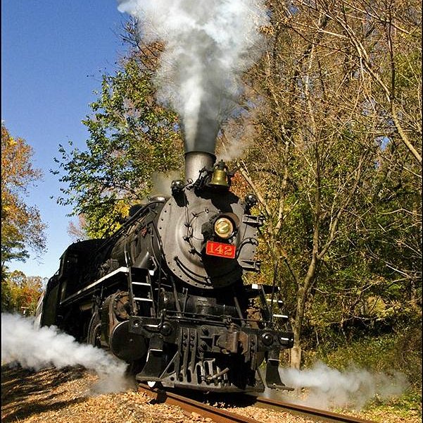 Delaware River Railroad Excursions image