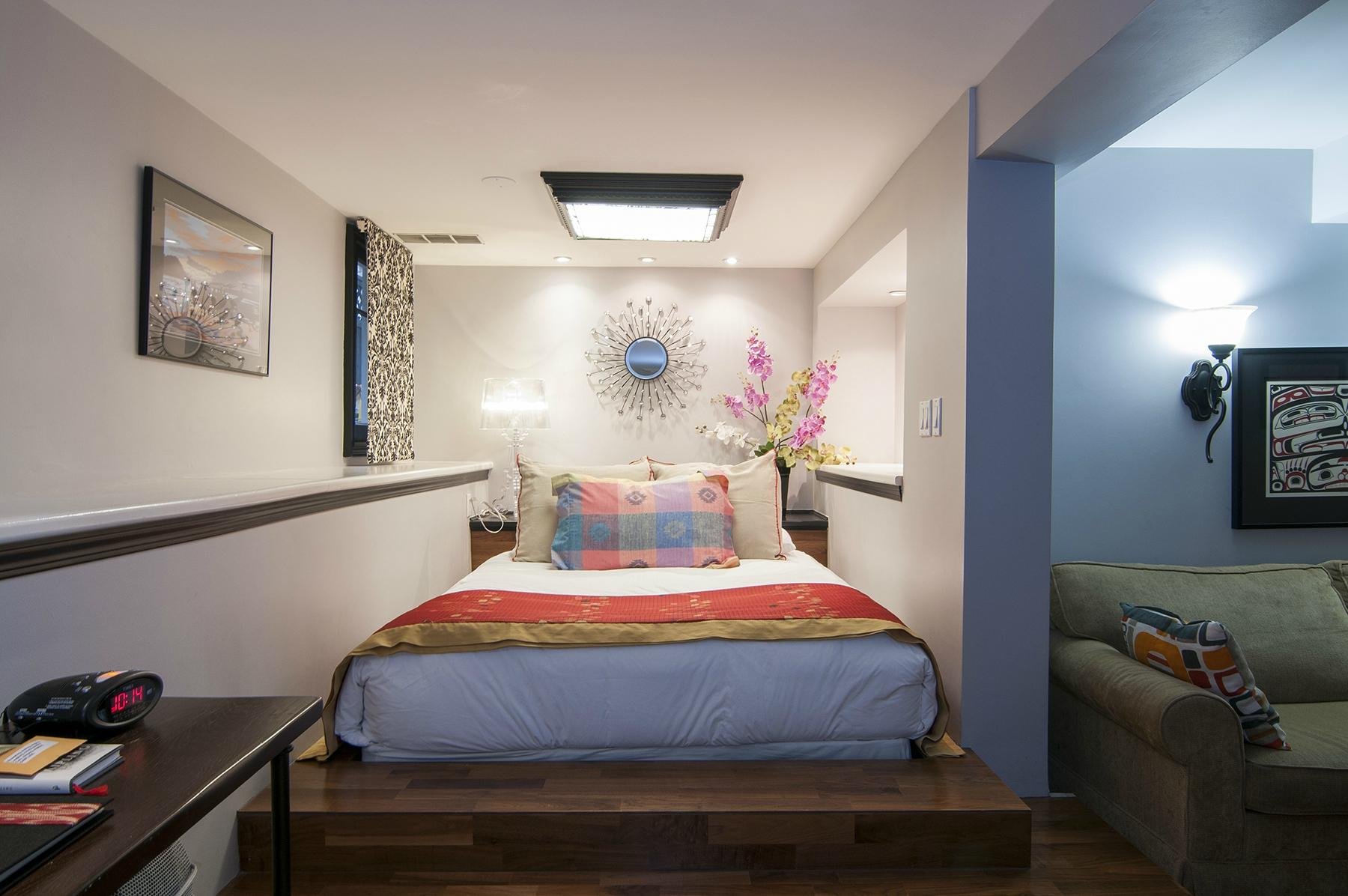 Barclay House by null