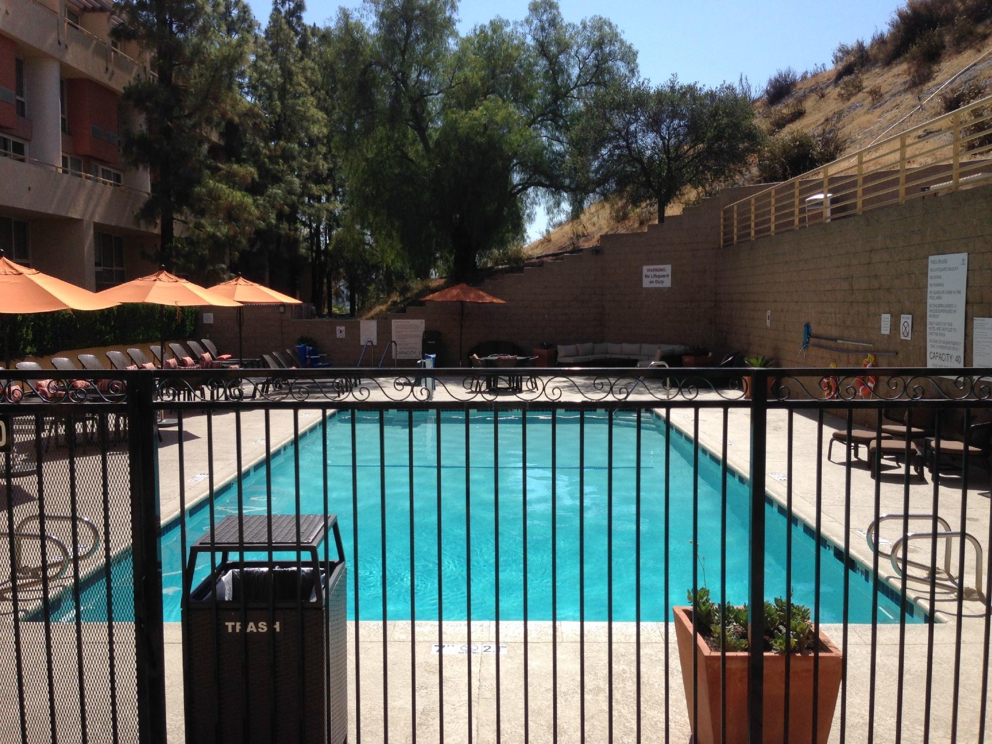 Sheraton Agoura Hills Hotel Pool Pictures & Reviews - Tripadvisor