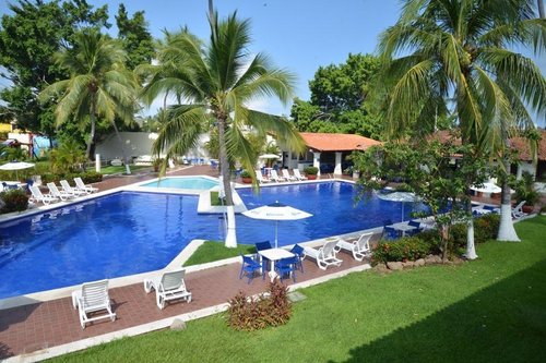 CABO BLANCO HOTEL AND MARINA $80 ($̶1̶2̶0̶) - Barra de Navidad Resort ...