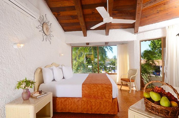 CABO BLANCO HOTEL AND MARINA (Barra de Navidad, Jalisco): opiniones y precios CABO BLANCO HOTEL AND MARINA (Barra de Navidad, Jalisco): opiniones y precios