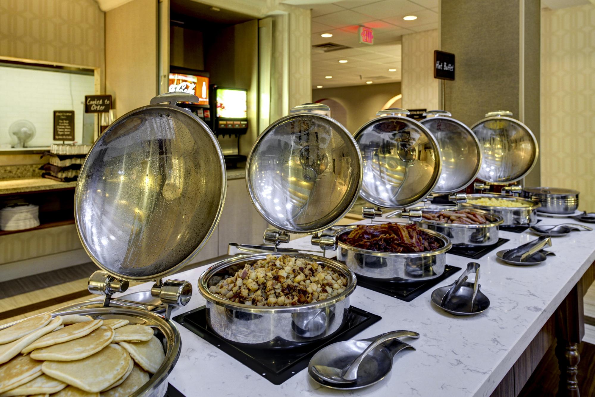 Share 110+ breakfast time embassy suites latest