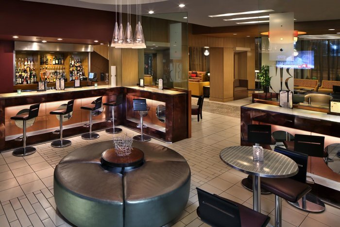 DOUBLETREE BY HILTON HARTFORD DOWNTOWN - Hotel Reviews & Price ...