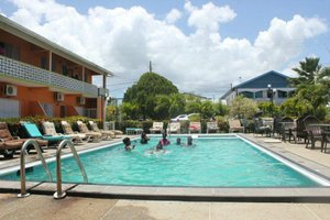 Piscina e praia