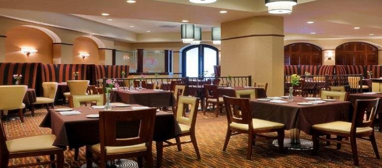 Maxis Restaurant