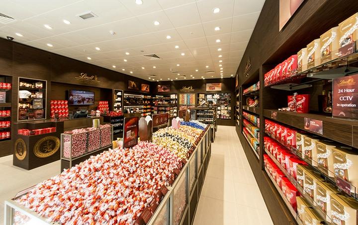 Lindt outlets 2024