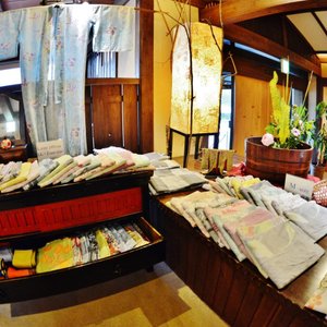 Yukata for women Keishokan Sazanamitei