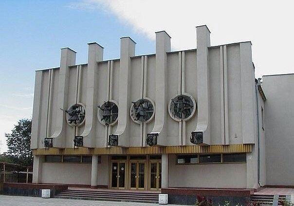 Rivne Puppet Theatre image