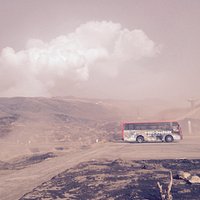 駐車場より