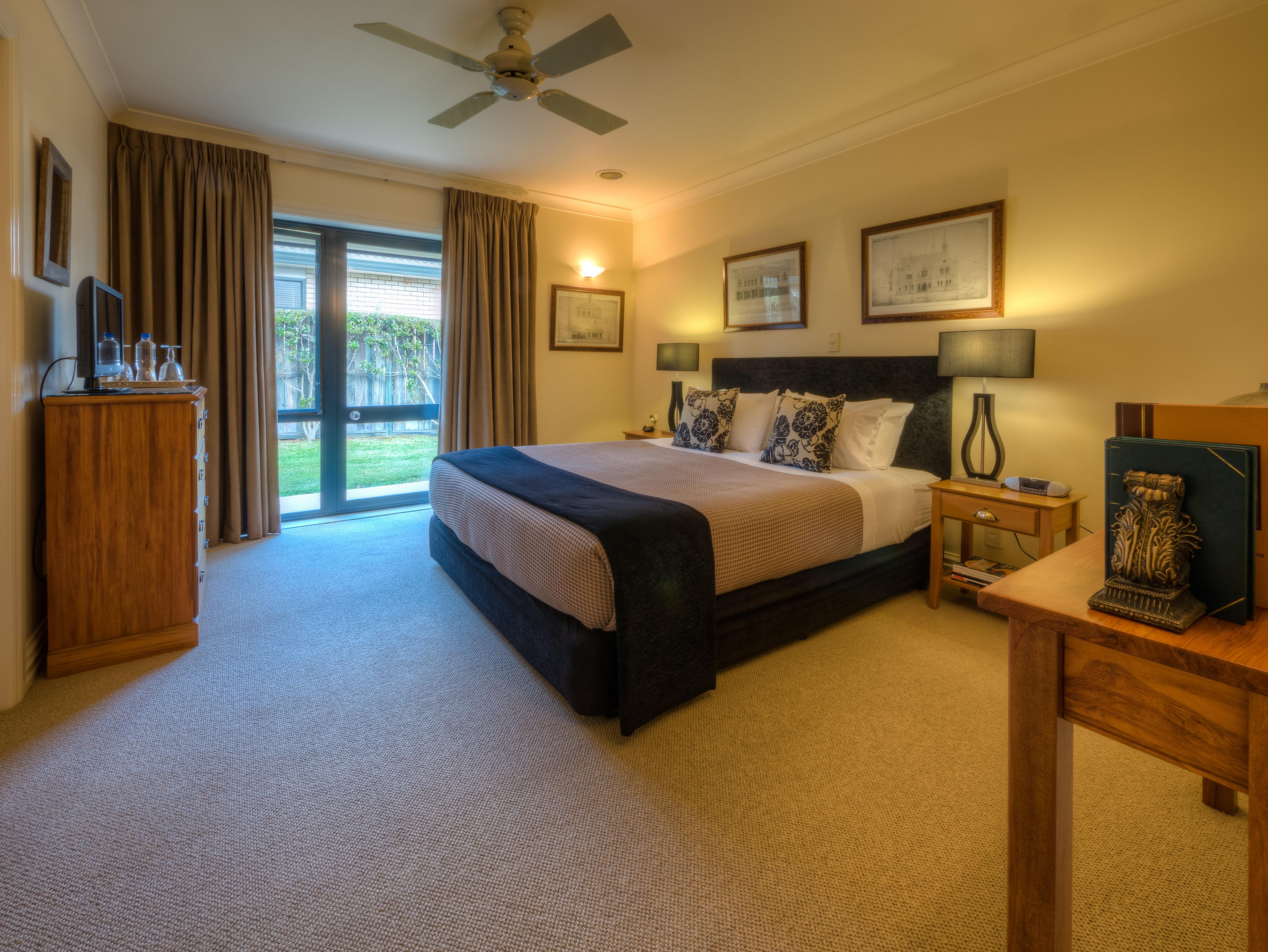 THE SPRINGS LUXURY BED AND BREAKFAST (Rotorua) - B&B Reviews & Photos ...