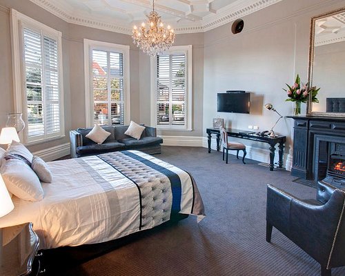 5 star accommodation ballarat vic london