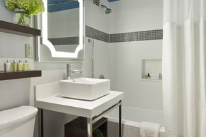 Room & Suite