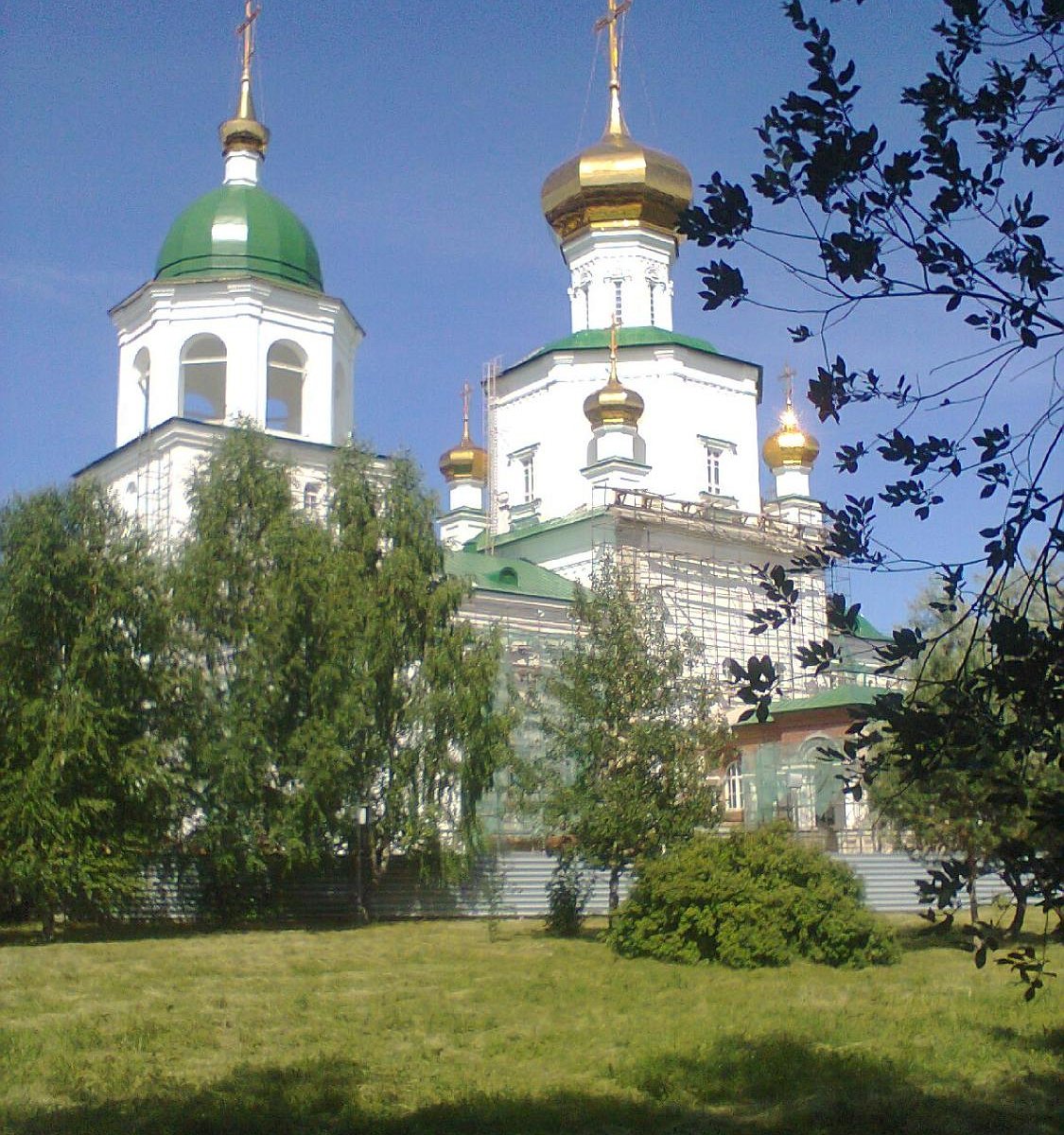 Храмова тюмень. Храм Благовещения Пресвятой Богородицы (Тюмень). Храм Покрова Пресвятой Богородицы Тюмень. Церковь в Утешево Тюмень. Всехсвятская Церковь (Тюмень).