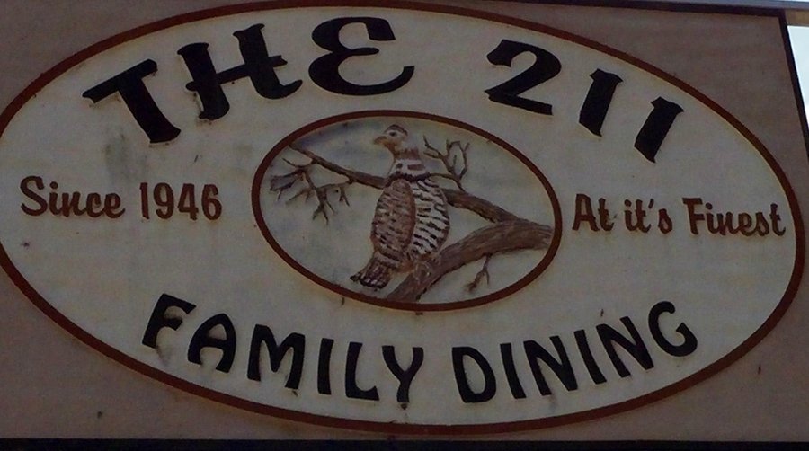 211 Bar & Grill