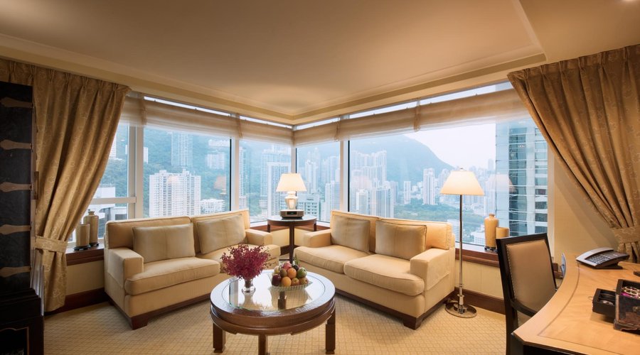 Executive Suite - Living Room