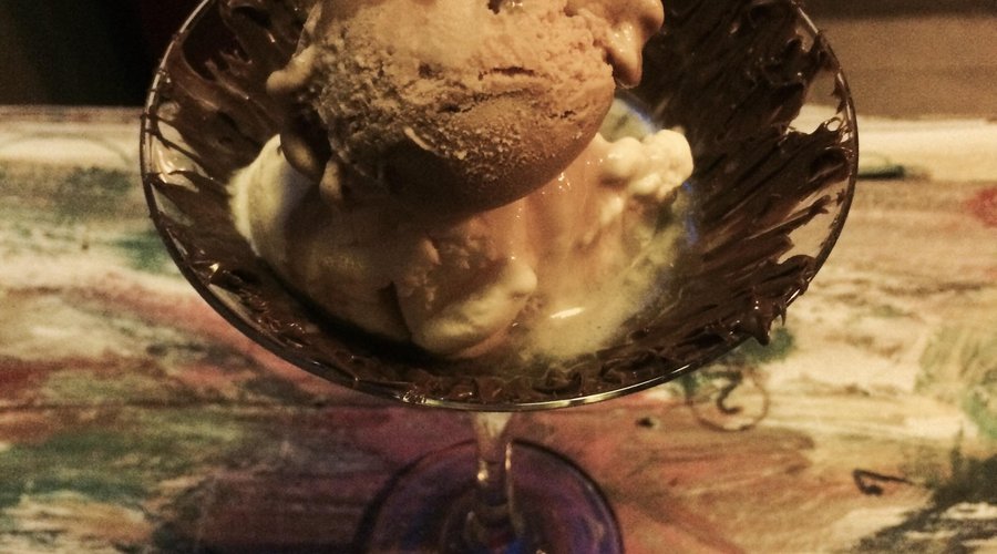 Sorvete de creme com café e Nutella Tá na onda Bar e bistrô