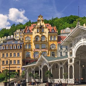 Hotel Romance in Karlovy Vary, image may contain: City, Neighborhood, Urban, Person