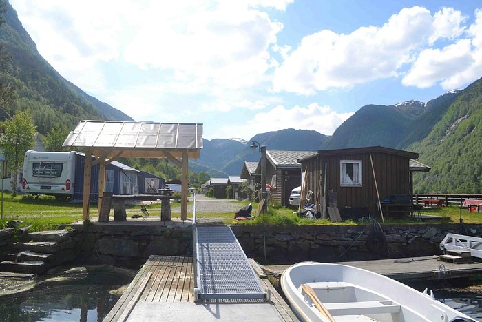 NESHEIM CAMPING & HYTTER (Bjordal, Norge) Campingplads anmeldelser - sammenligning priser - Tripadvisor