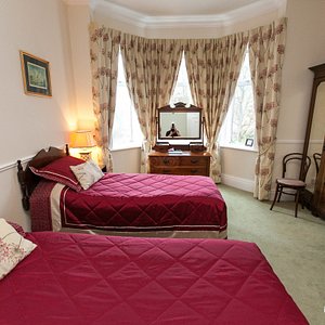 The Twin Room at the Oaklodge Bed & Breakfast