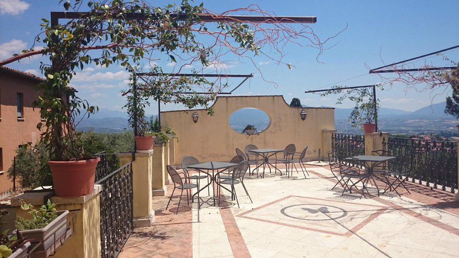 Panoramic Terrace with view to the valley
