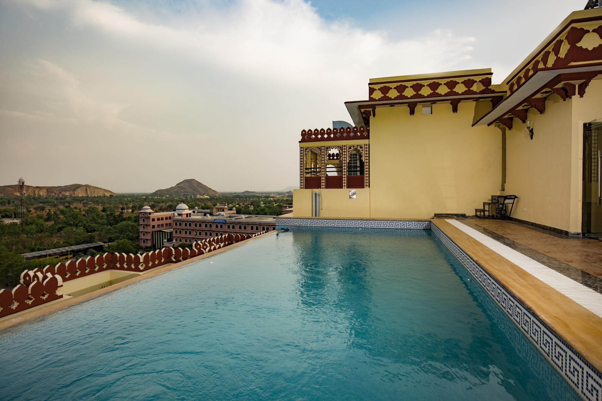 Hotel photo 21 of Umaid Haveli Hotel and Resorts.