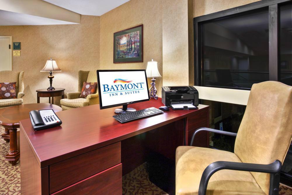 Hotel photo 31 of Baymont by Wyndham Knoxville/Cedar Bluff.