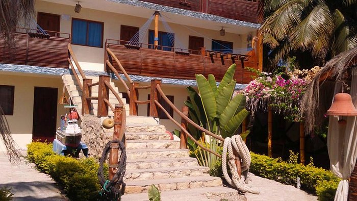 HOSTERIA MAR ADENTRO - Hotel Reviews (Ecuador/Salinas)