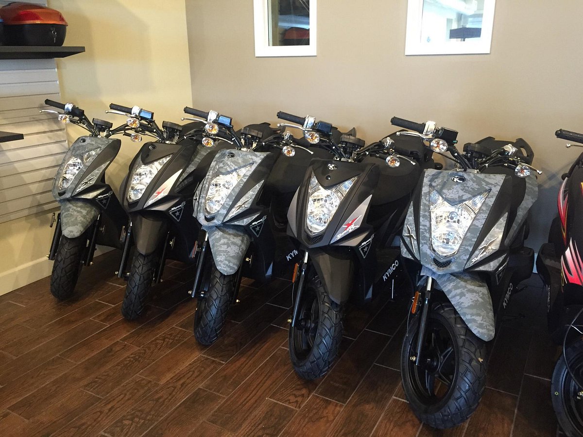 Hire a Kymco Agility City 125 Scooter in Cali from $35 per day