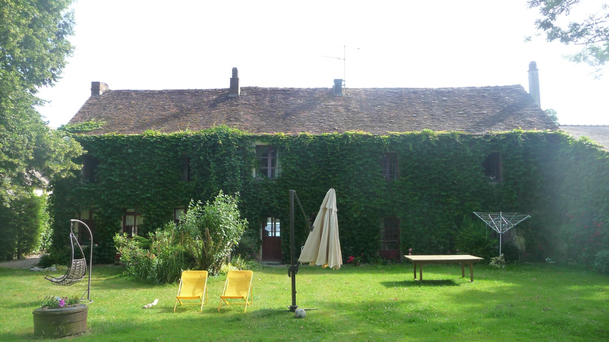 LA GRANDE FERME - B&B Reviews (Aubry-en-Exmes, France)