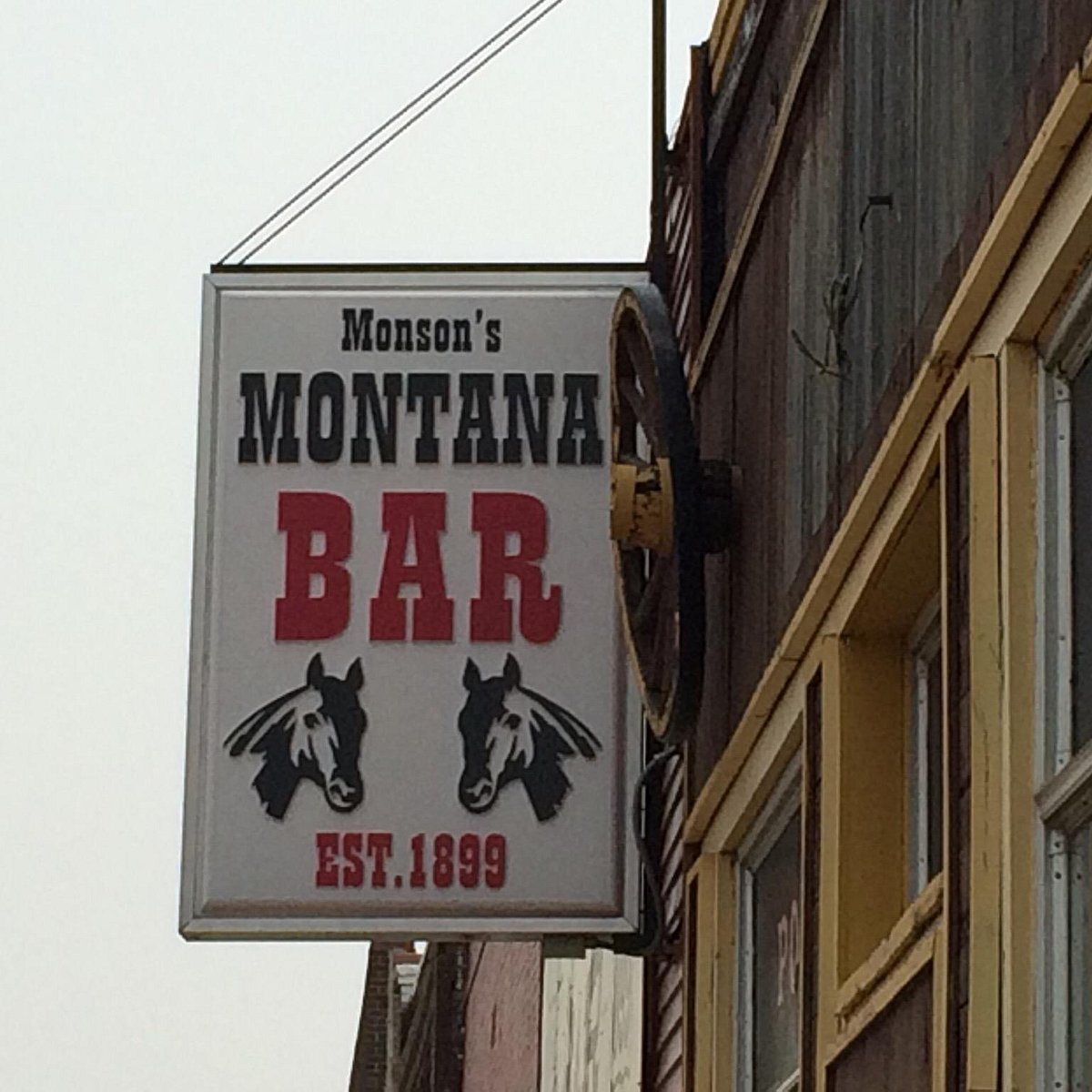 2021年 Montana Bar 行く前に！見どころをチェック トリップアドバイザー