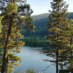 Salmon Lake Campground