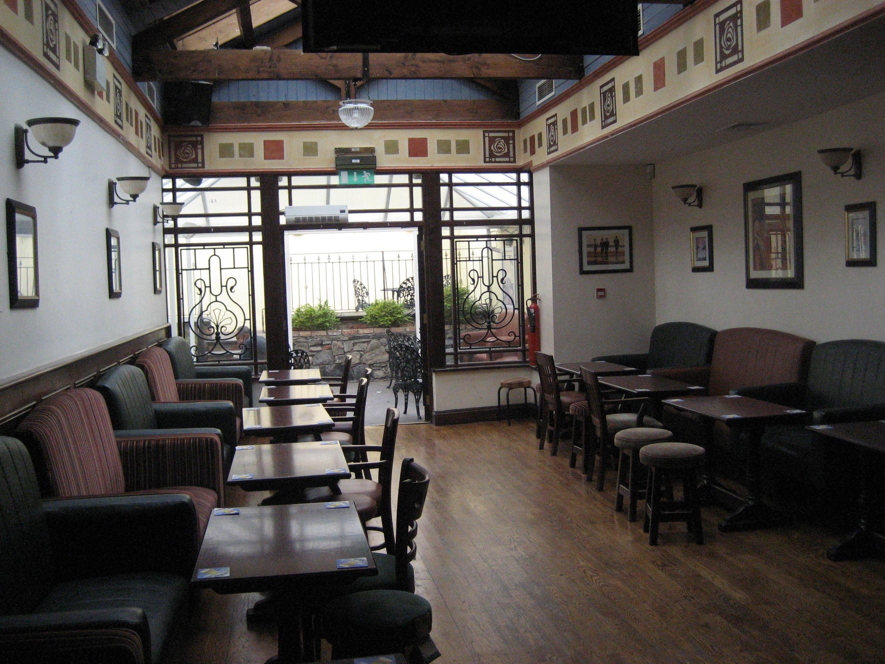 O'NEILLS BAR/LOUNGE (Dublin) - All You Need To Know BEFORE You Go